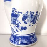 Chinese porcelain vase