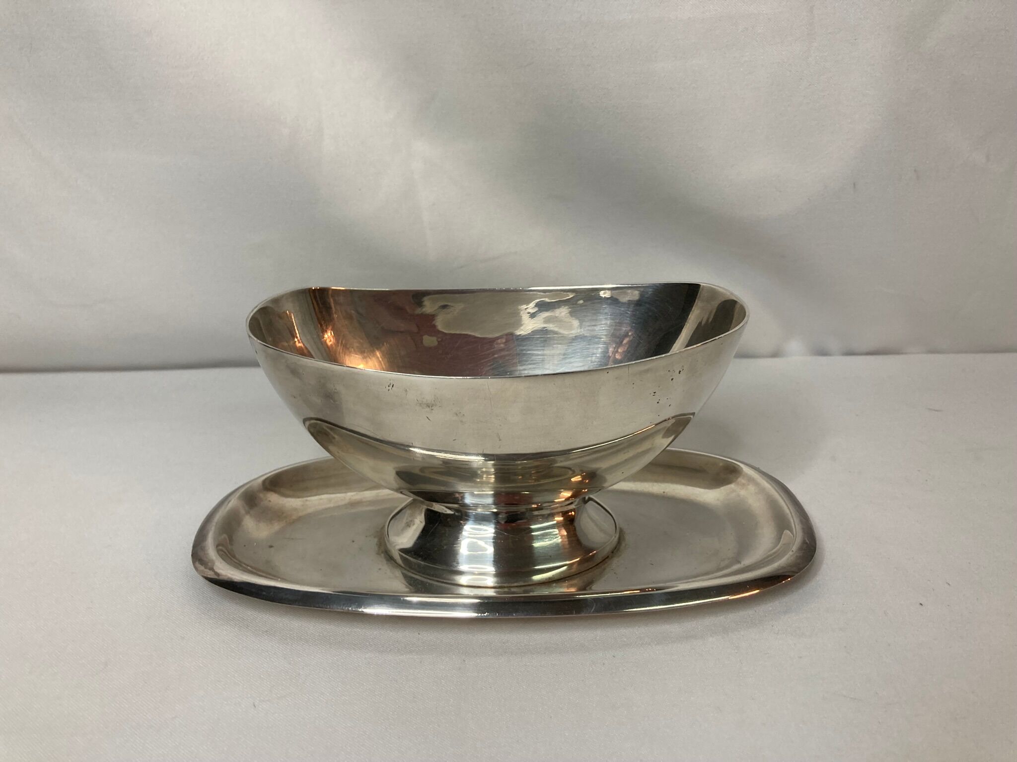 Silver metal saucière ercuis xxth