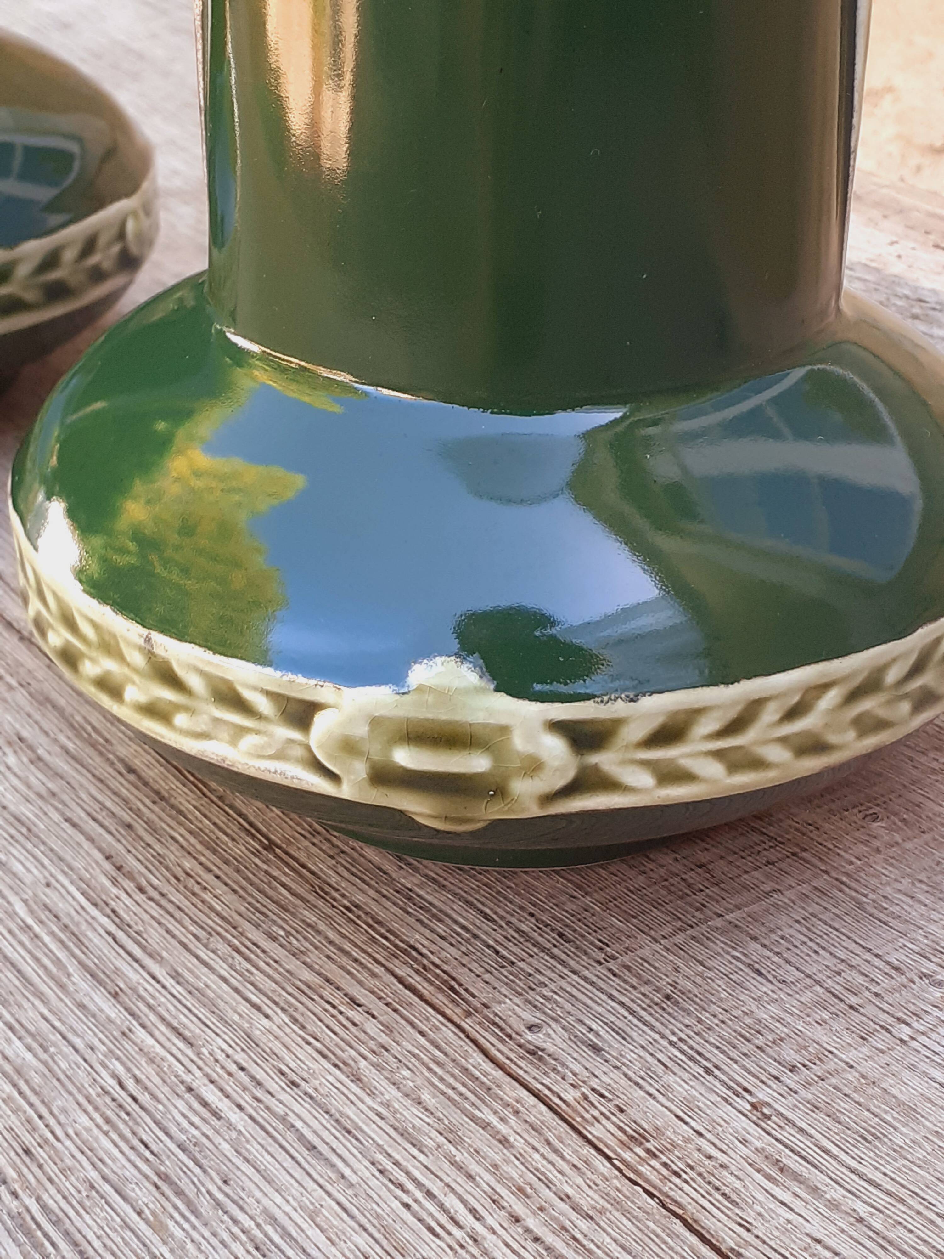 Pair of Art Nouveau barbotine vases by Gustave de Bruyn