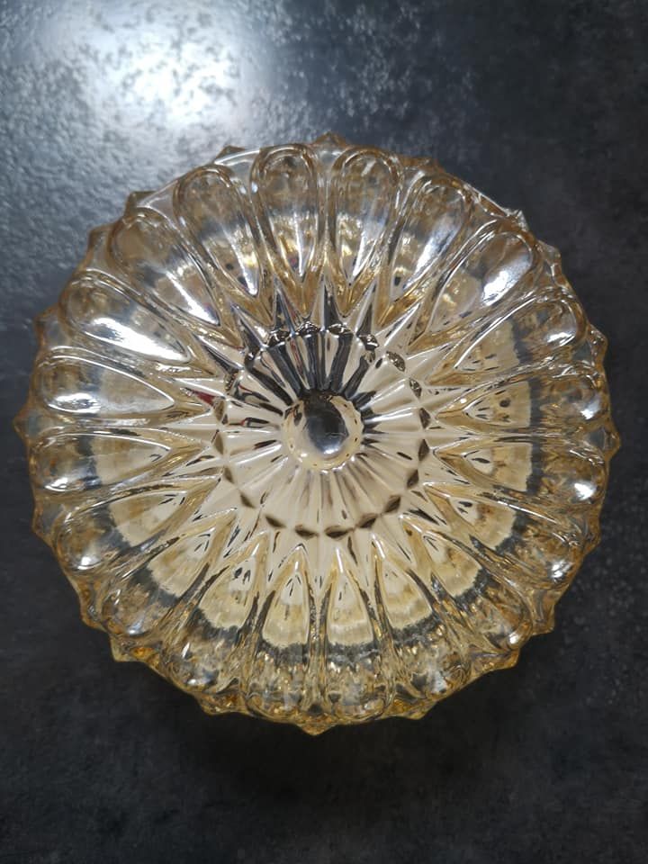 Old ceiling lamp vintage wall lamp in white glass amber patterns 1960 ø 16.5 cm tbe vintage