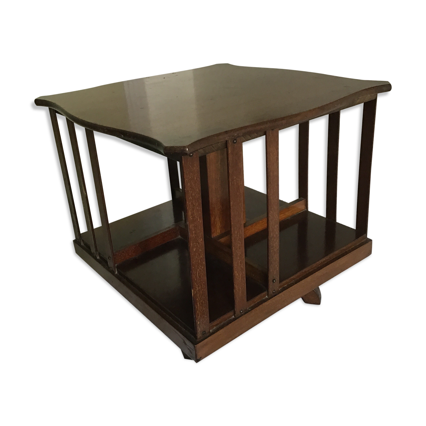 Revolving library