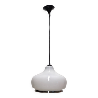 Suspension water drop in white opaline, France around 1970.