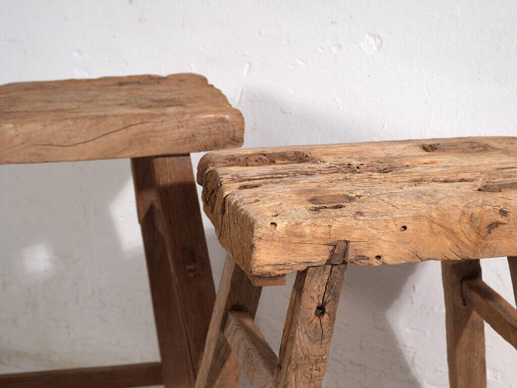 Antique solid wood stools (circa 1900). Set of 2 pieces no. 2.