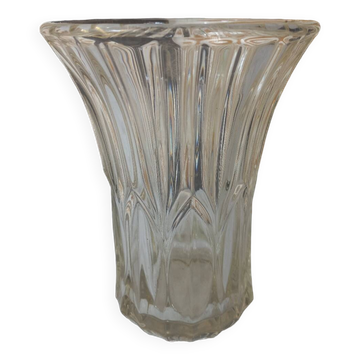 Vase verre moulé