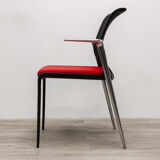Visitor chair vitra medaslim red and black
