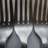12 fourchettes de table manufrance métal blanc