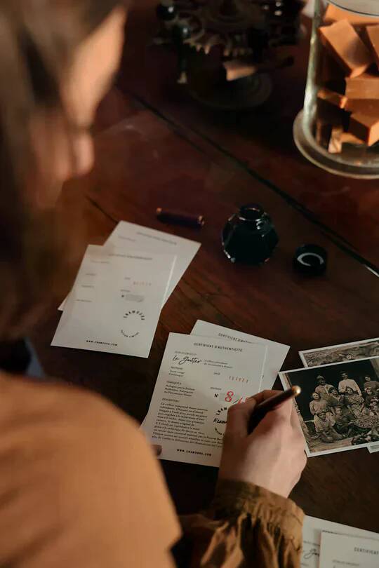 MARIA - Enameled Porcelain - Portable Lamp