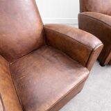 Pair of leather club armchairs – Mid-20th century