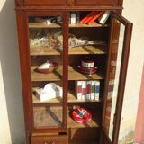 Small oak display case, old glass