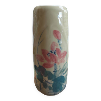 Very beautiful Asian vase