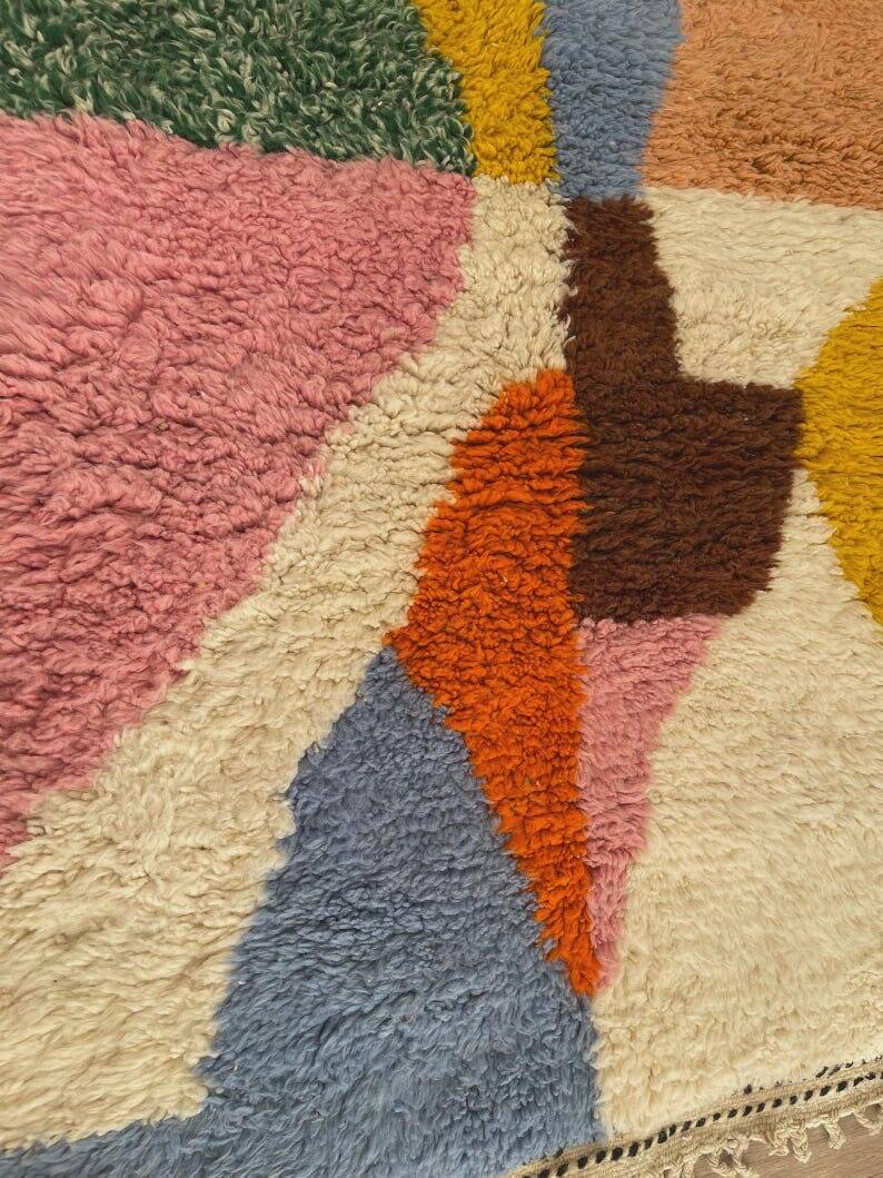 Atlas Berber rug with coloured patterns 1.5/2.5 m