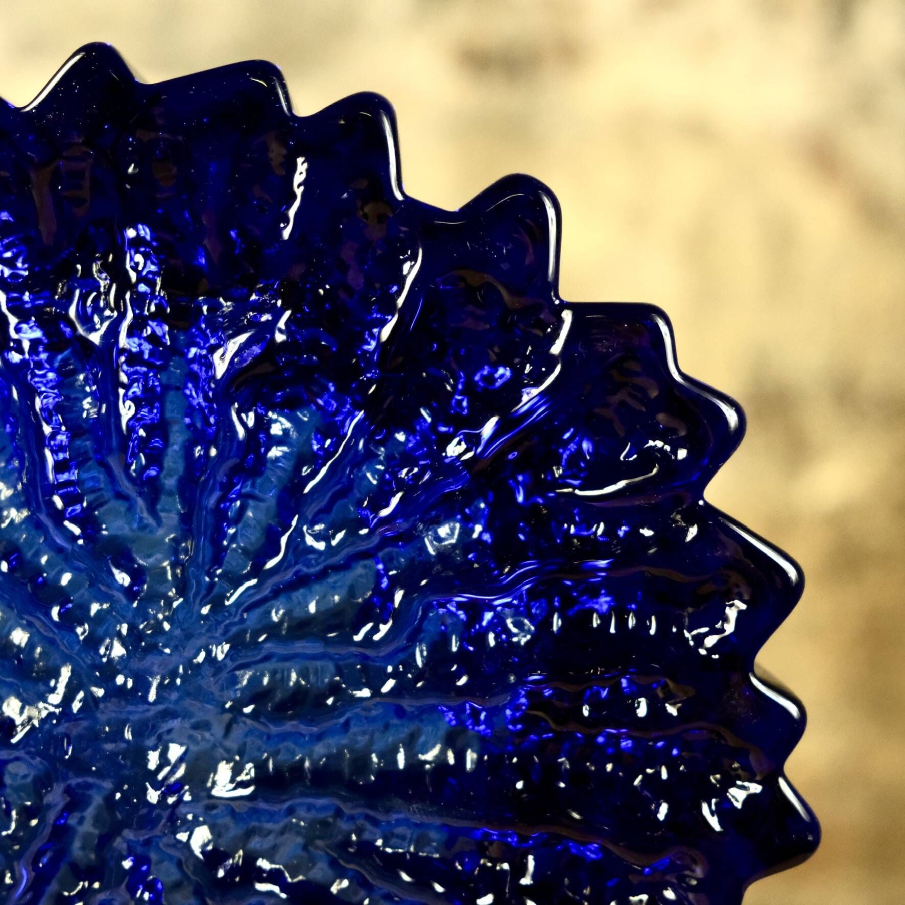Glass crystal trinket tray by Willy Johansson for Hadeland, Norway, 1970s