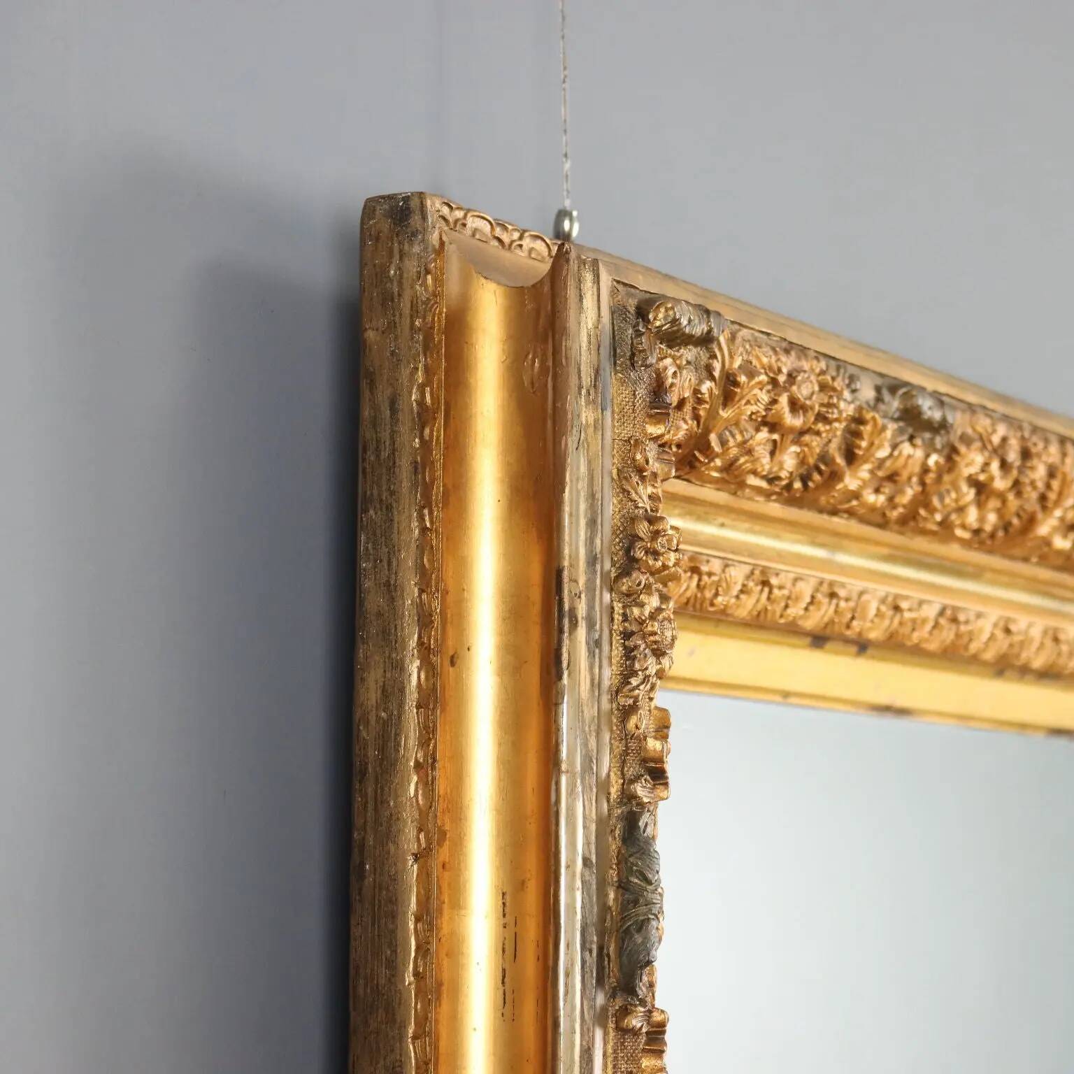 Antique carved and gilded wooden mirror, Italy, 19th century