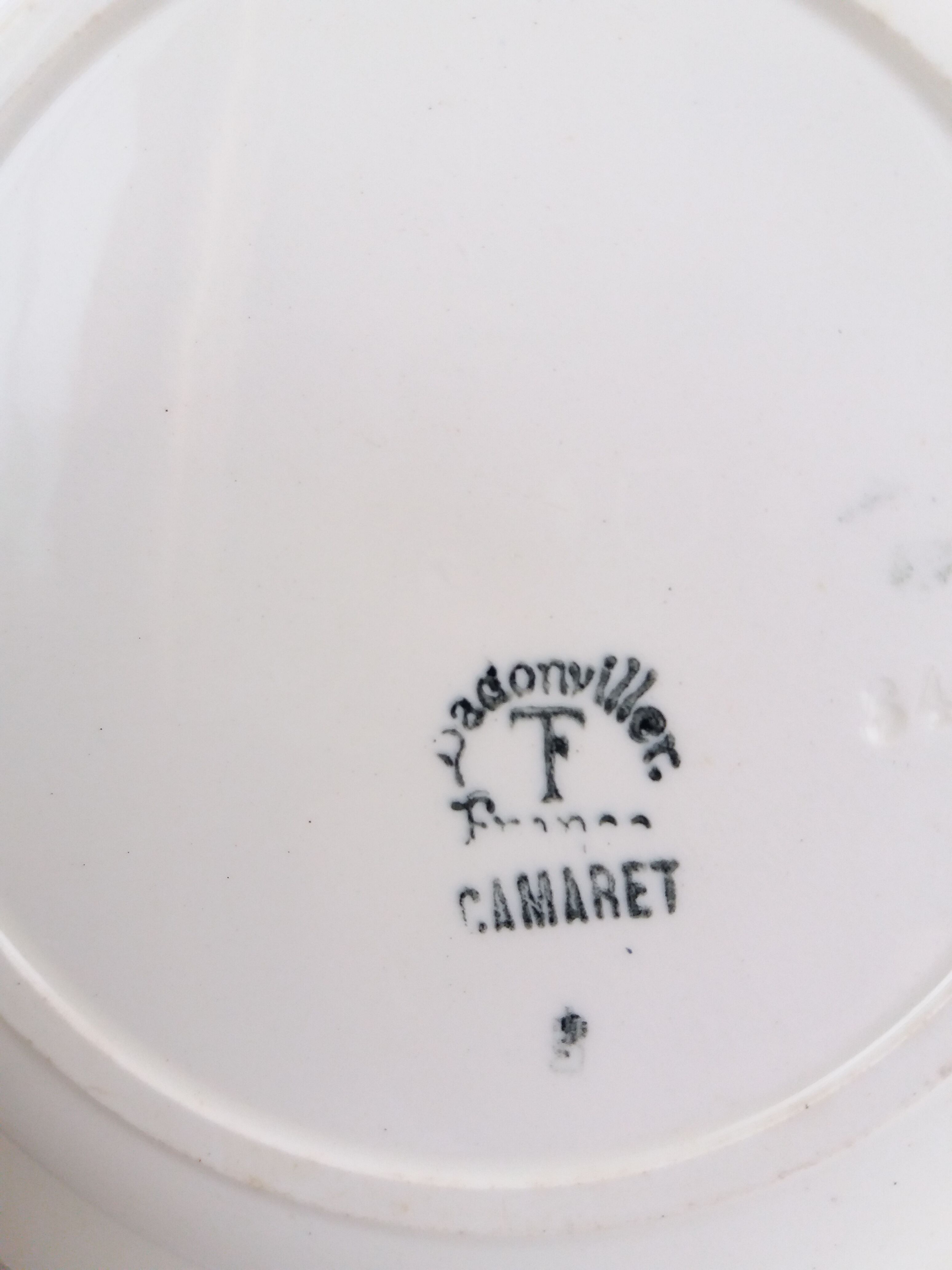 Set 6 Art Deco hollow plates