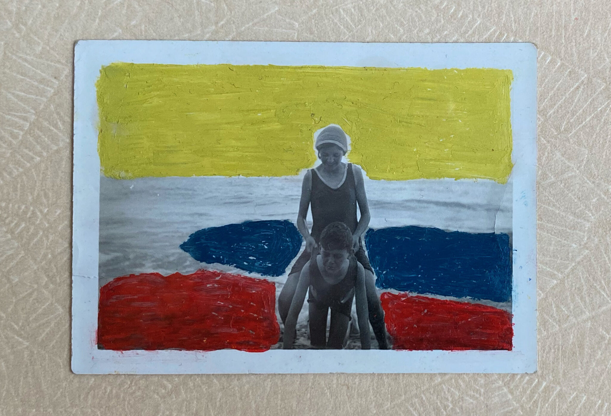 Bold pastels in old photo _Hastings 1928