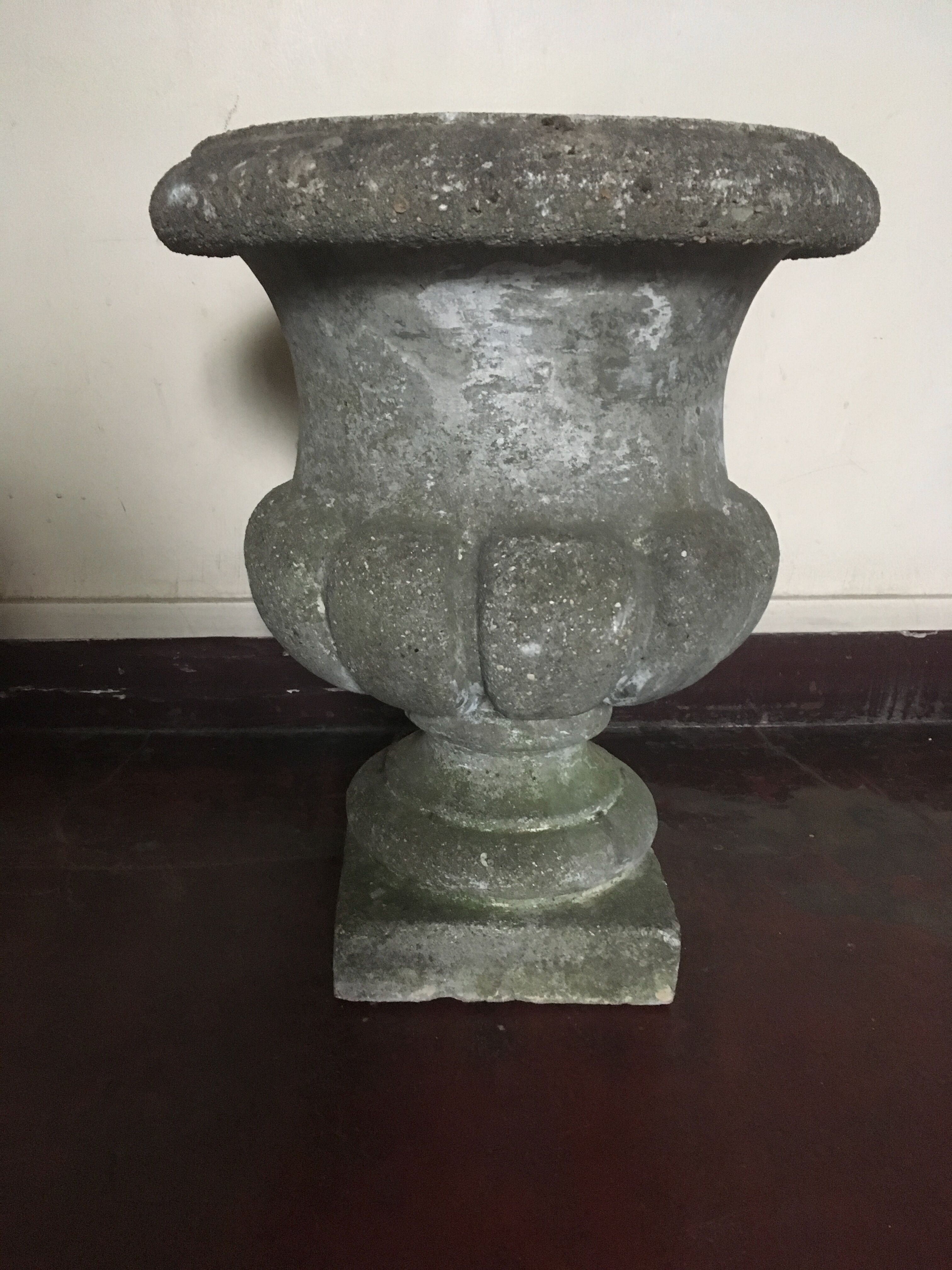 Stone Medici planter , H48cm