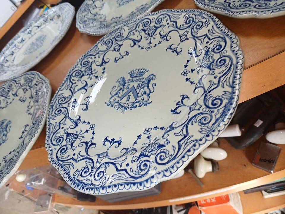 Superbe lot de 5 assiettes plates anciennes