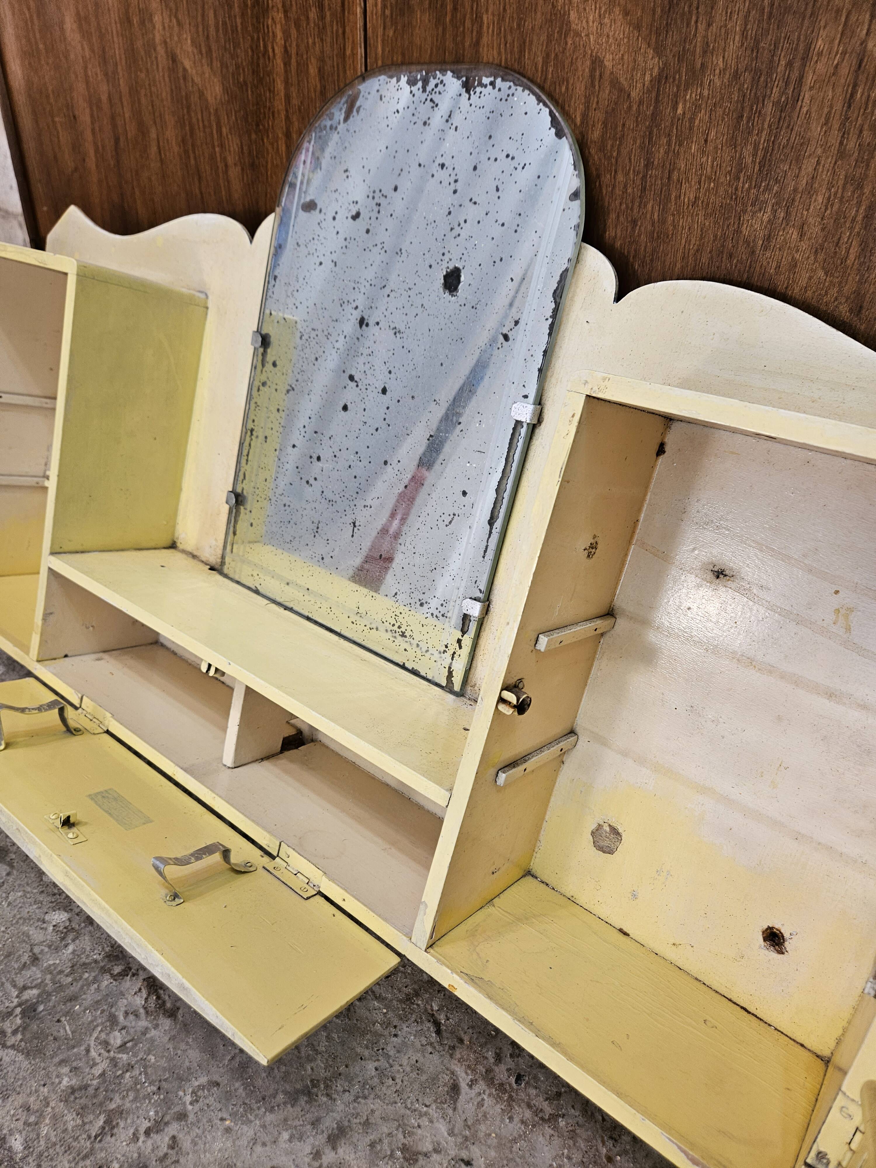 Armoire à pharmacie / armoire de toilette 1930