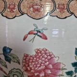 China - Circular fishbowl in Famille Rose enamel