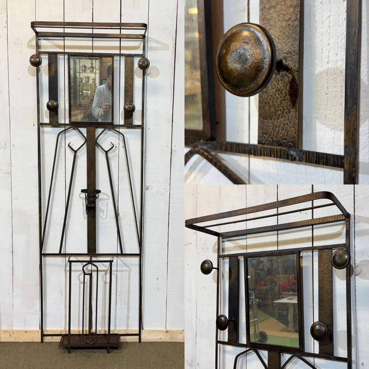 Porte manteaux de style art déco en fer des années 1960