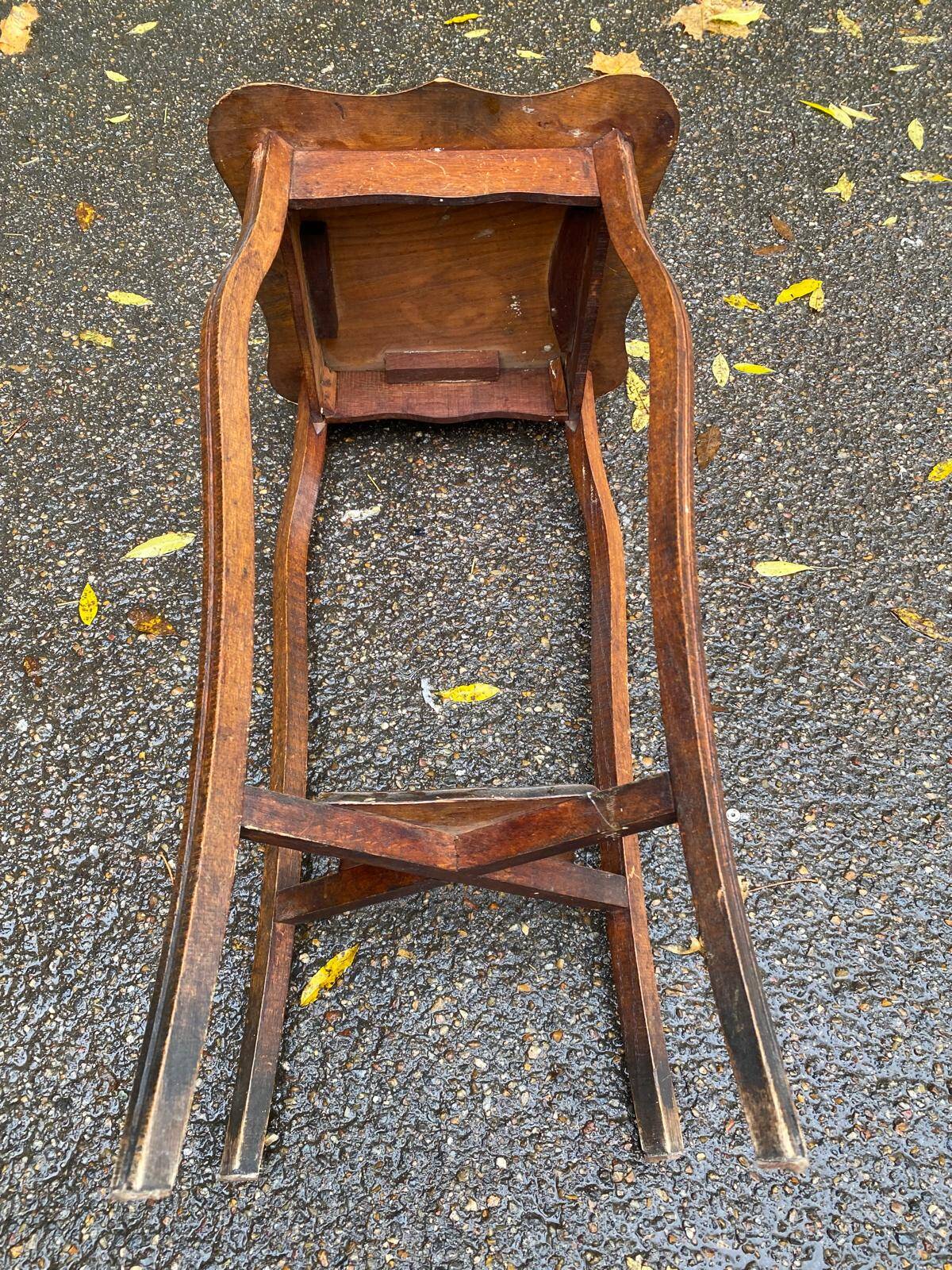 Sellette art nouveau en bois massif 76cm