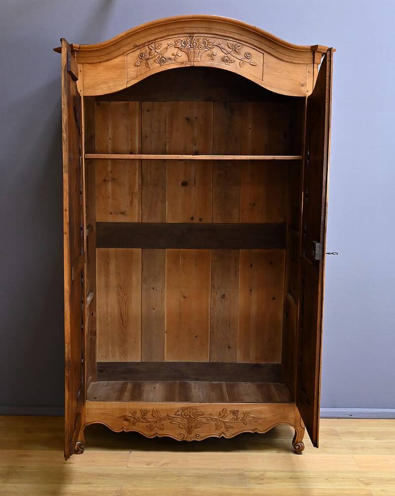 Nantaise Cherrywood Wardrobe, Louis XV Style – Part 1 of the 19th Century