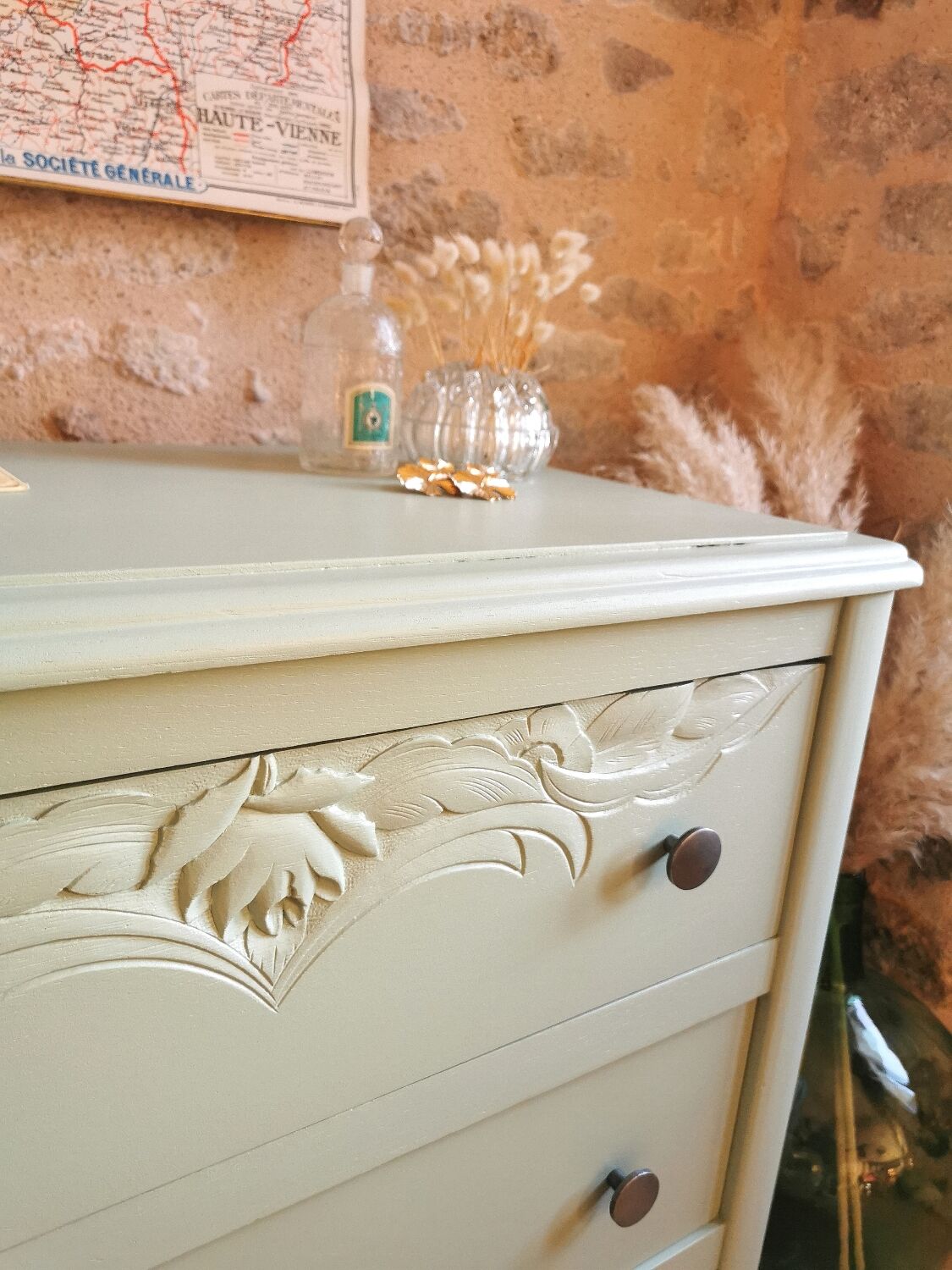 Art deco chest of drawers