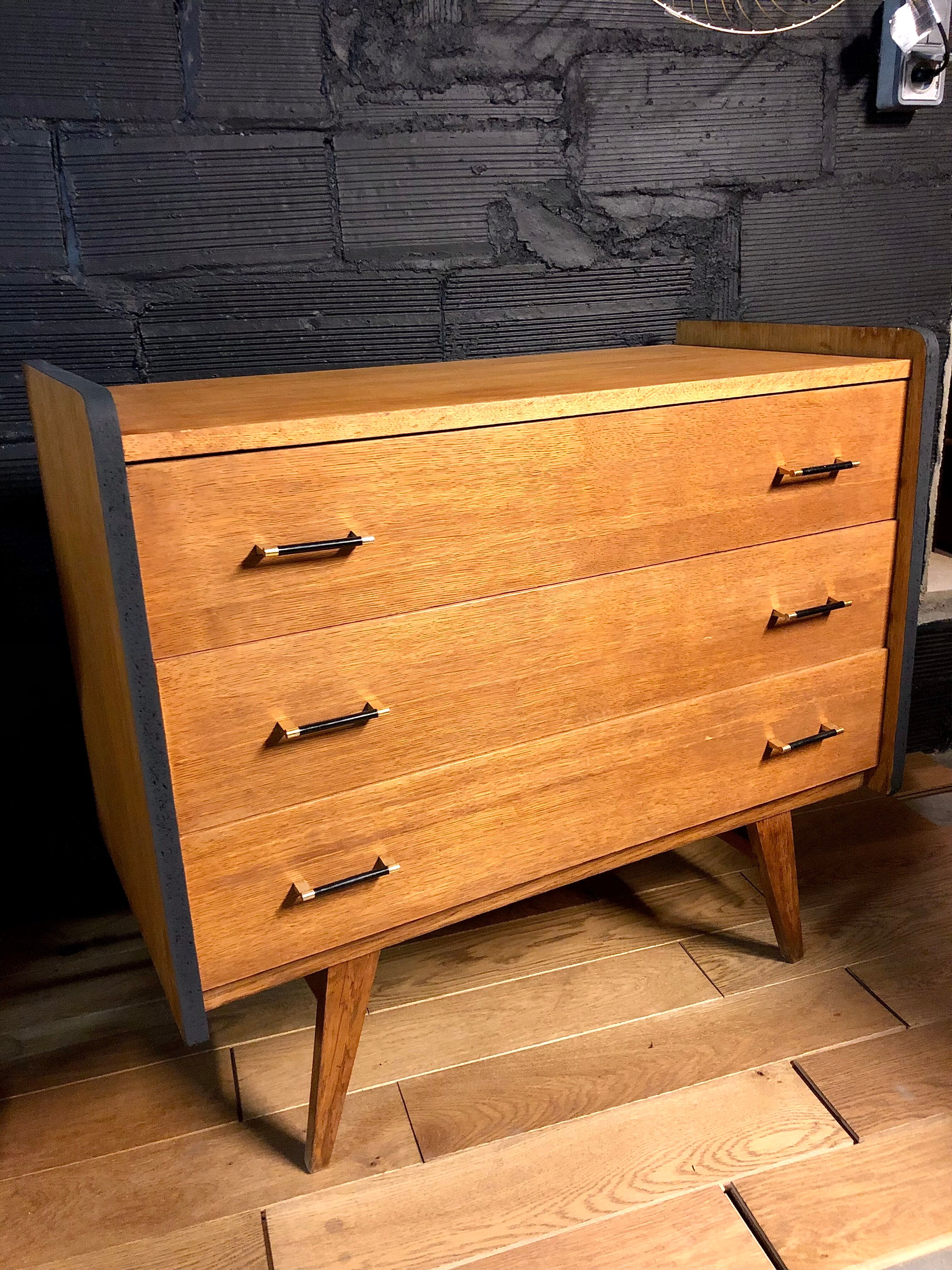 Vintage dresser compass feet