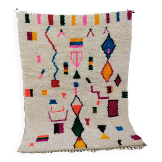 Handmade moroccan berber rug 138 x 104 cm
