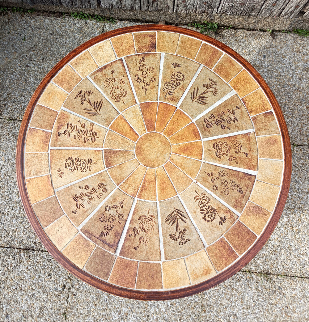 Round herbarium coffee table, vintage 60s