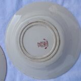 7 assiettes creuses  Gien modèle Chardons rouge diam 23,5 cm fin XIX ème