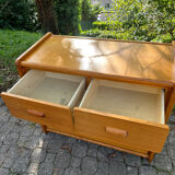 Mountain chest of drawers