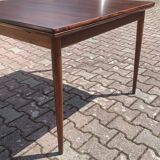 Scandinavian extendable rosewood dining table - 1960