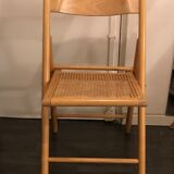 Chaise pliante cannée