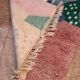 Handmade Azilal Berber rug: Moroccan rug made from sheep wool.