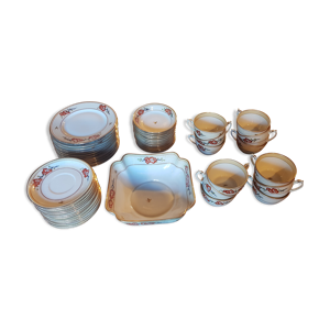 Lot de 12 tasses, soucoupes et