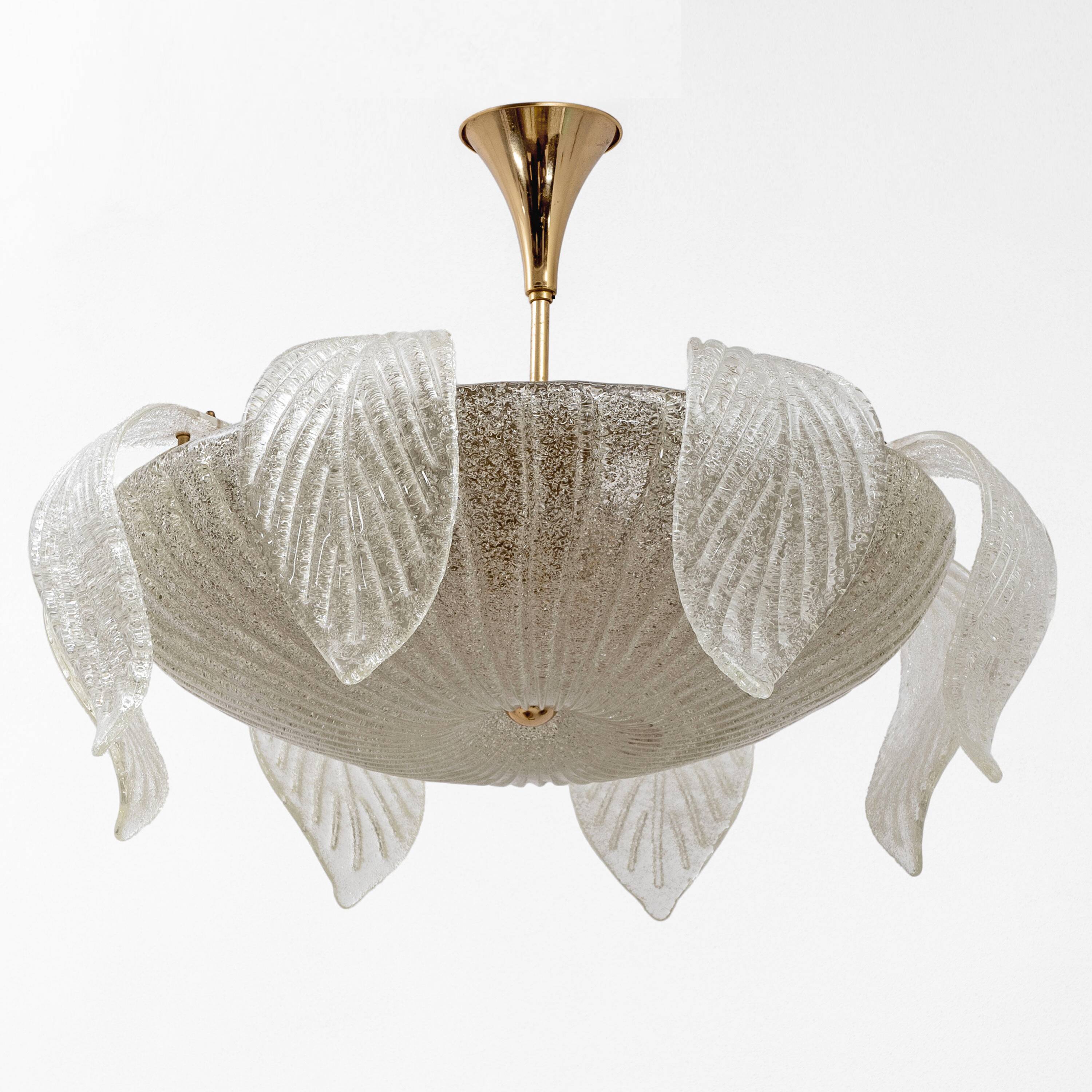Vistosi Mid-Century Modern Italian Murano Glass and Brass Chandelier, 1960