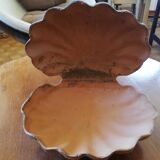 Raw cut scallop shell