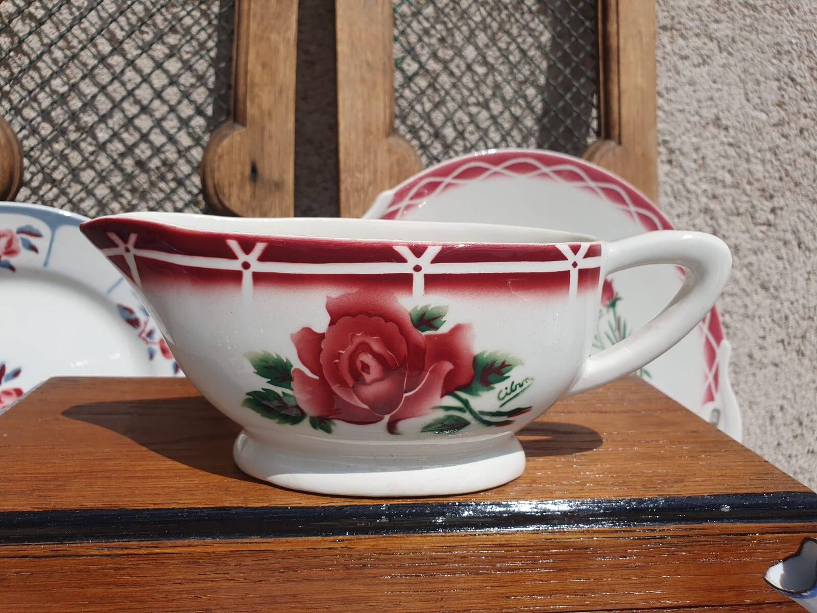 gravy boat Digoin Sarreguemines
