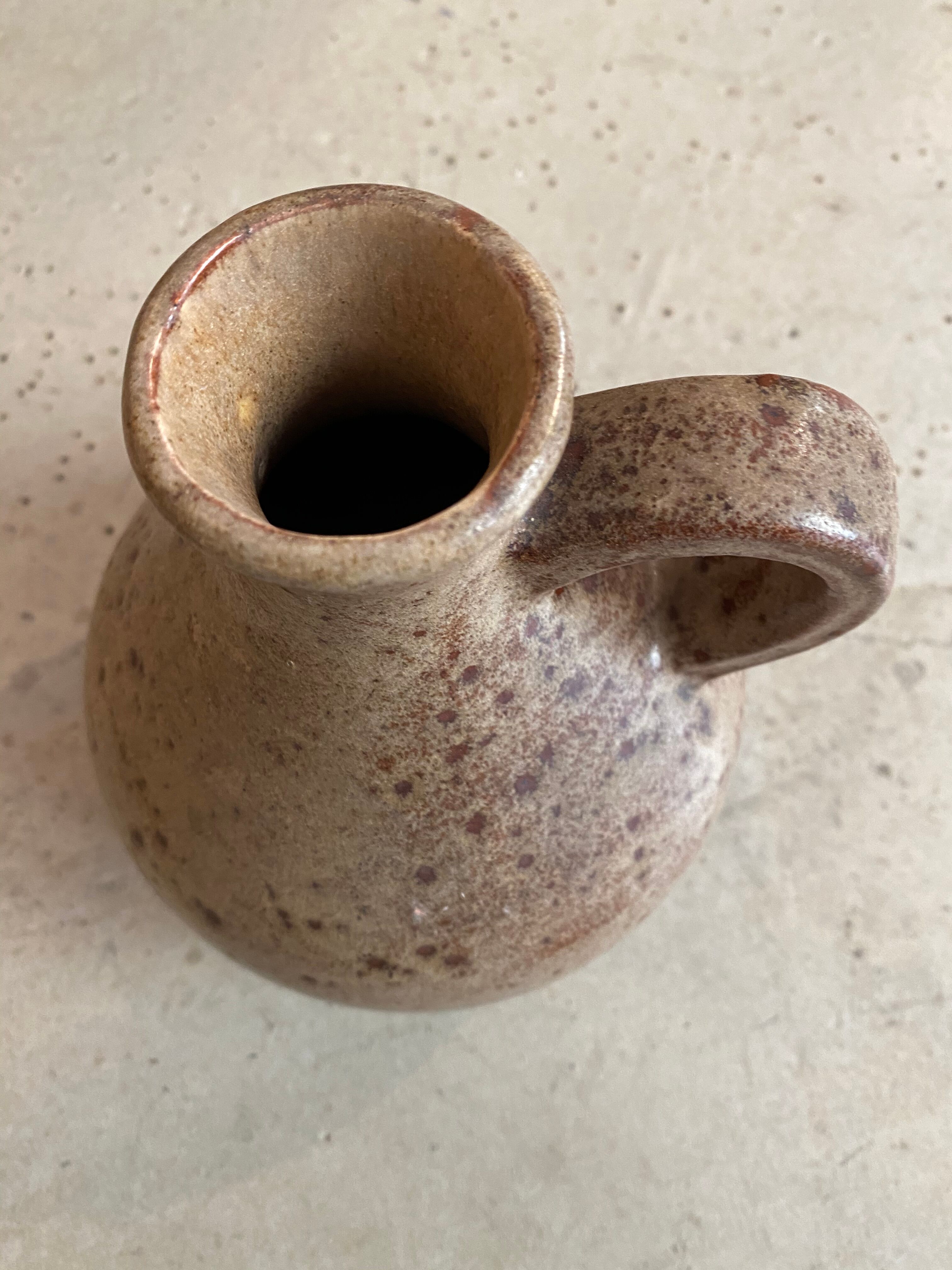 Potiche in pirité sandstone