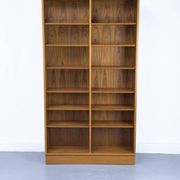 Large vintage teak bookshelf by Hundevad & Co., 1960s