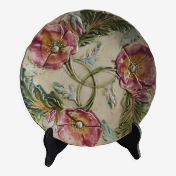 French majolica plate - slip - XIX th - Poppy décor