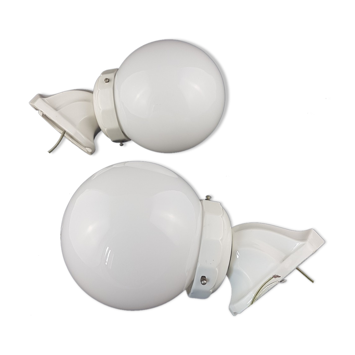 Pair of porcelain art deco wall light