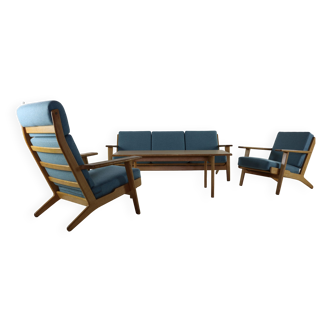 Complete danish design oakwood Hans Wegner lounge set