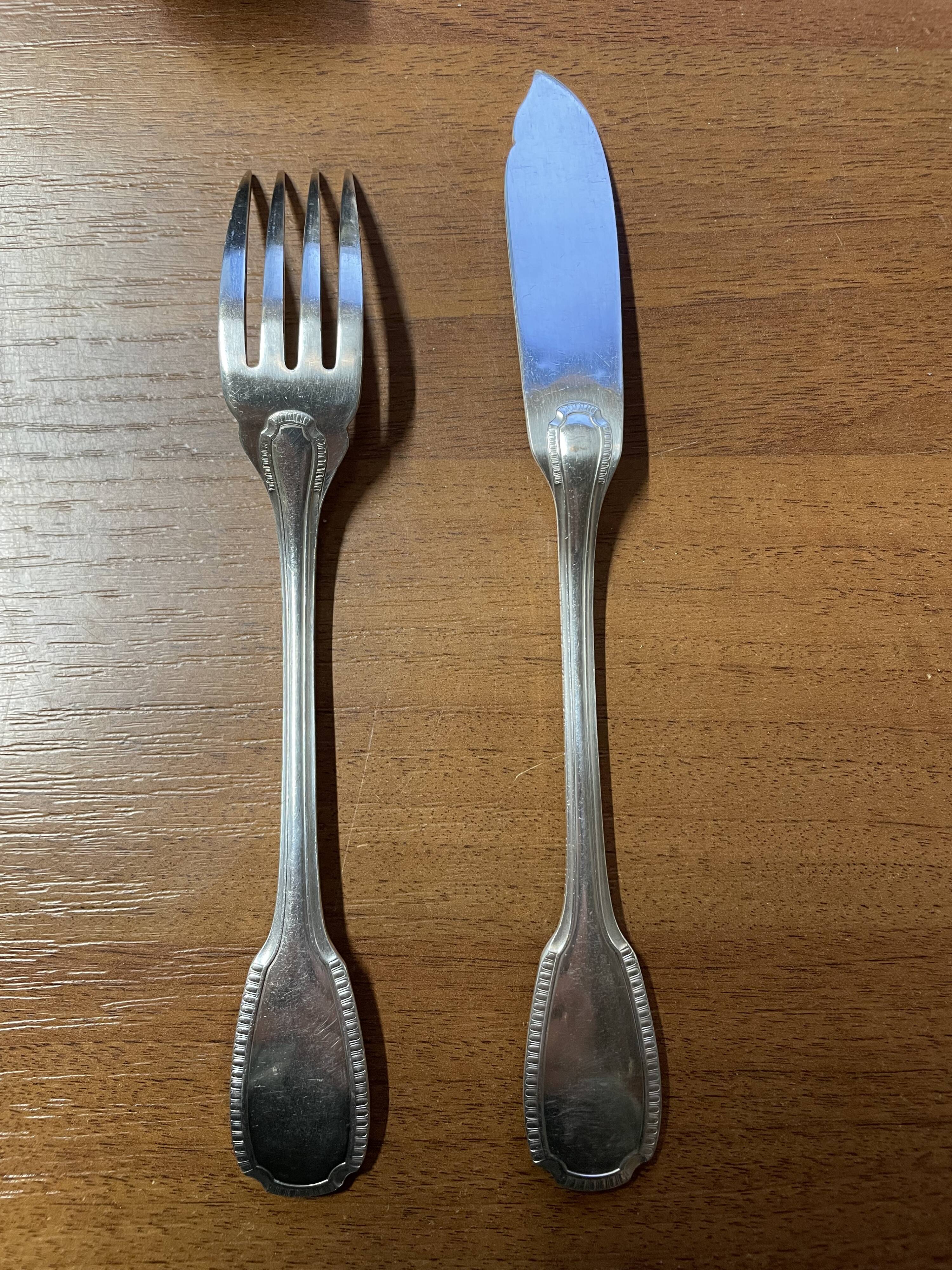 12 Christofle forks and 12 knives – Silver plated