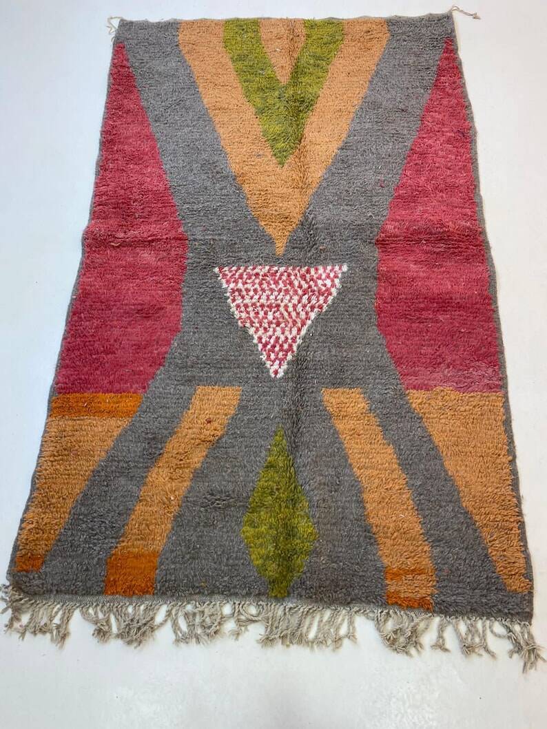 Handmade Moroccan rug 250cm x 150cm