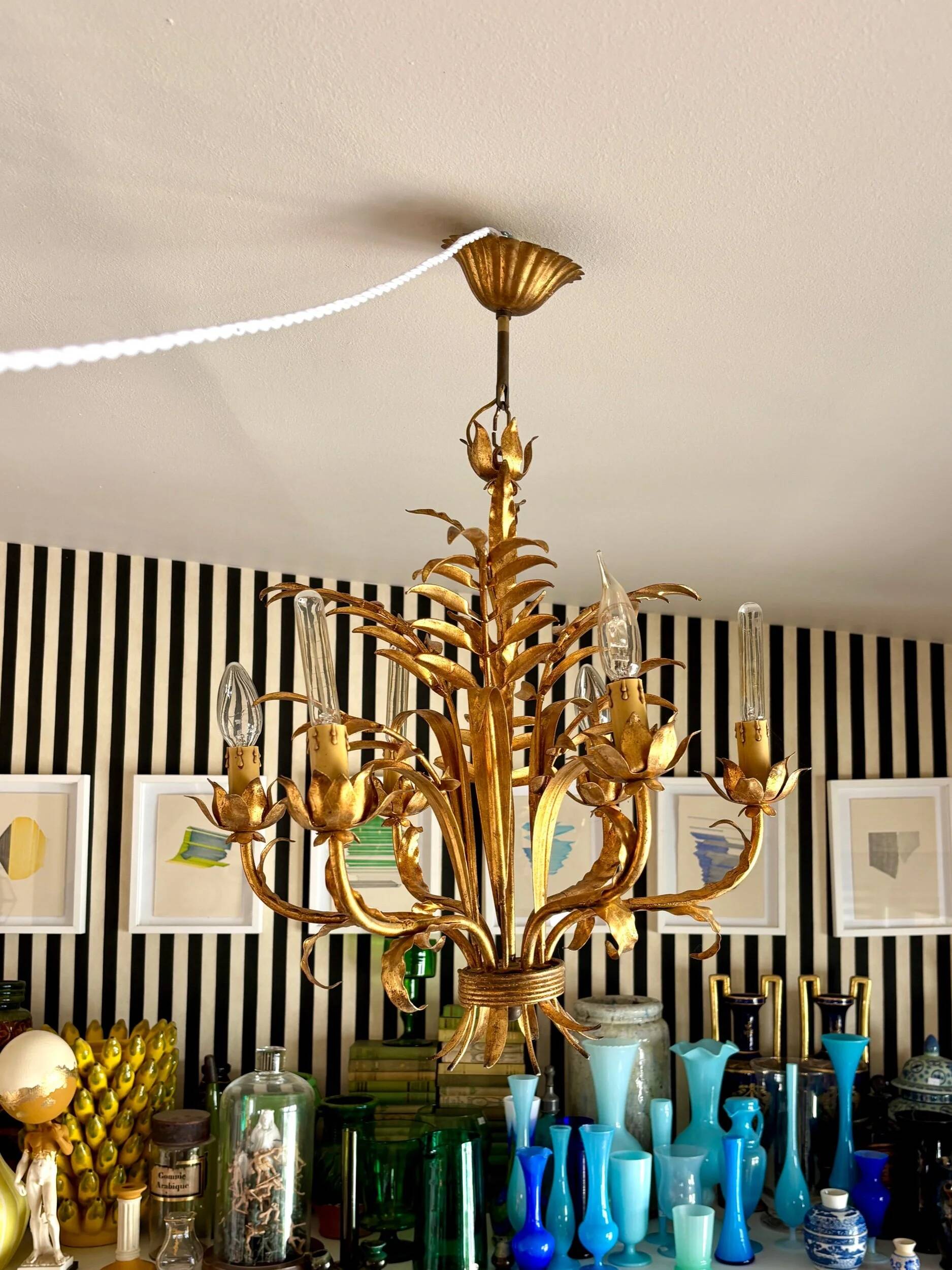 6-light chandelier in gold metal