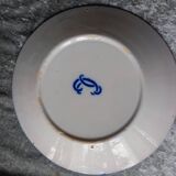 18th century earthenware decorative plate signed Saint Clement with royal coat of arms decoration