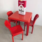 Ensemble de salle à manger rouge « Selene » par Vico Magistretti pour Artemide, années 1960