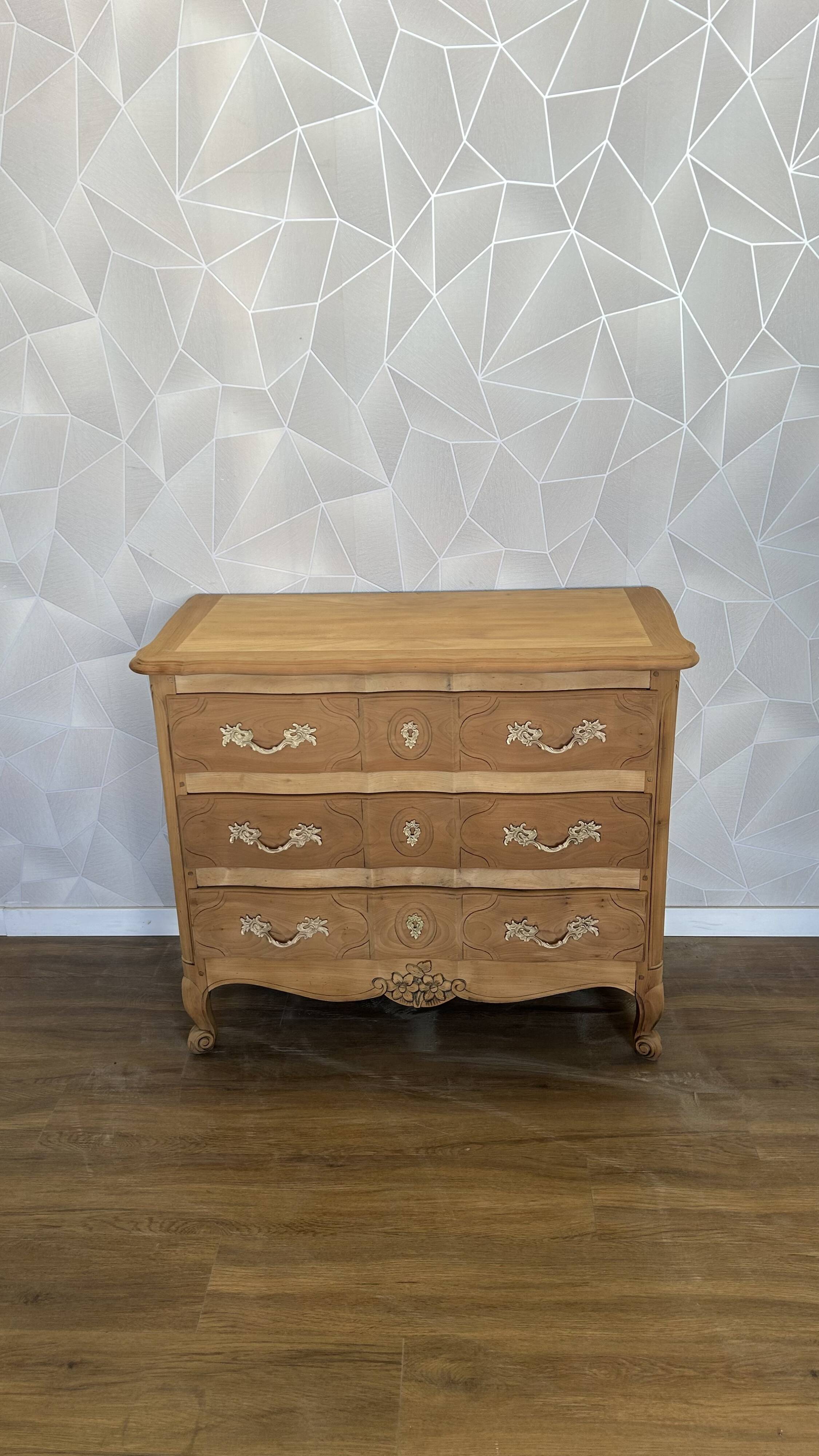 Commode style Louis XV aérogommé